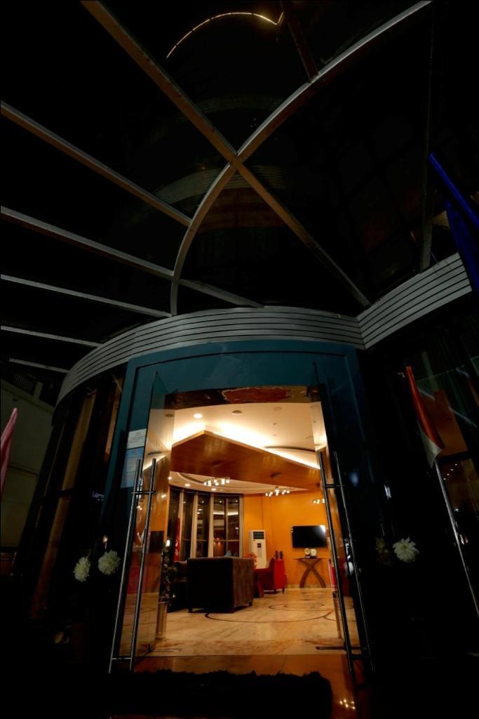 Hotel The Amaris Rishikesh Exterior photo