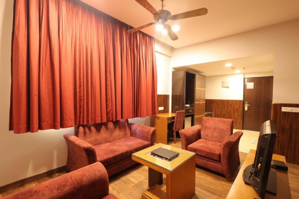 Hotel The Amaris Rishikesh Exterior photo