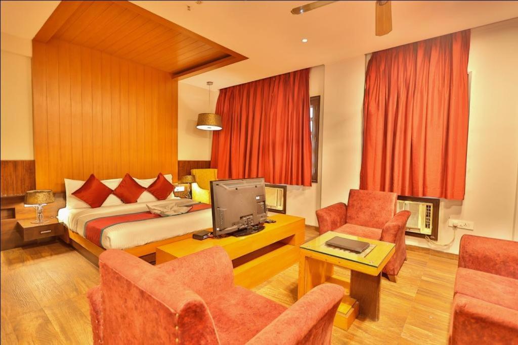 Hotel The Amaris Rishikesh Exterior photo