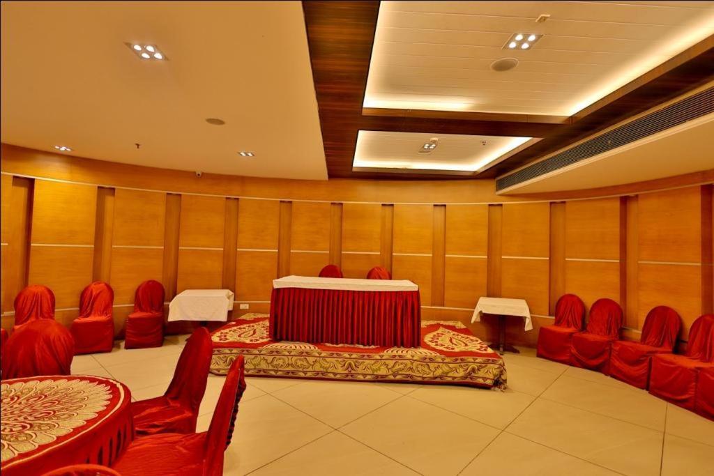 Hotel The Amaris Rishikesh Exterior photo