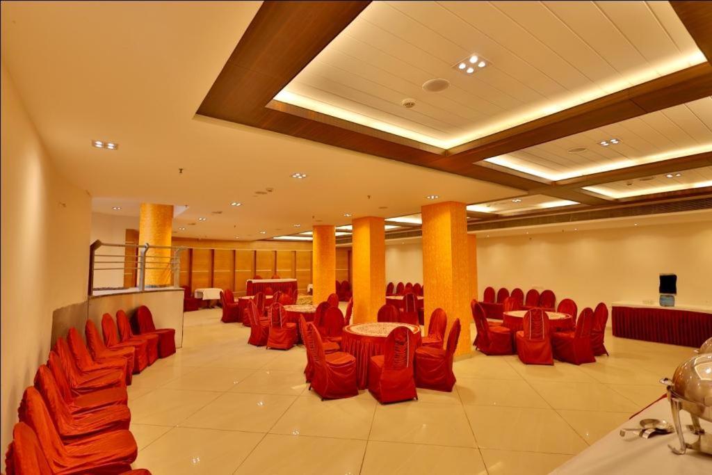 Hotel The Amaris Rishikesh Exterior photo