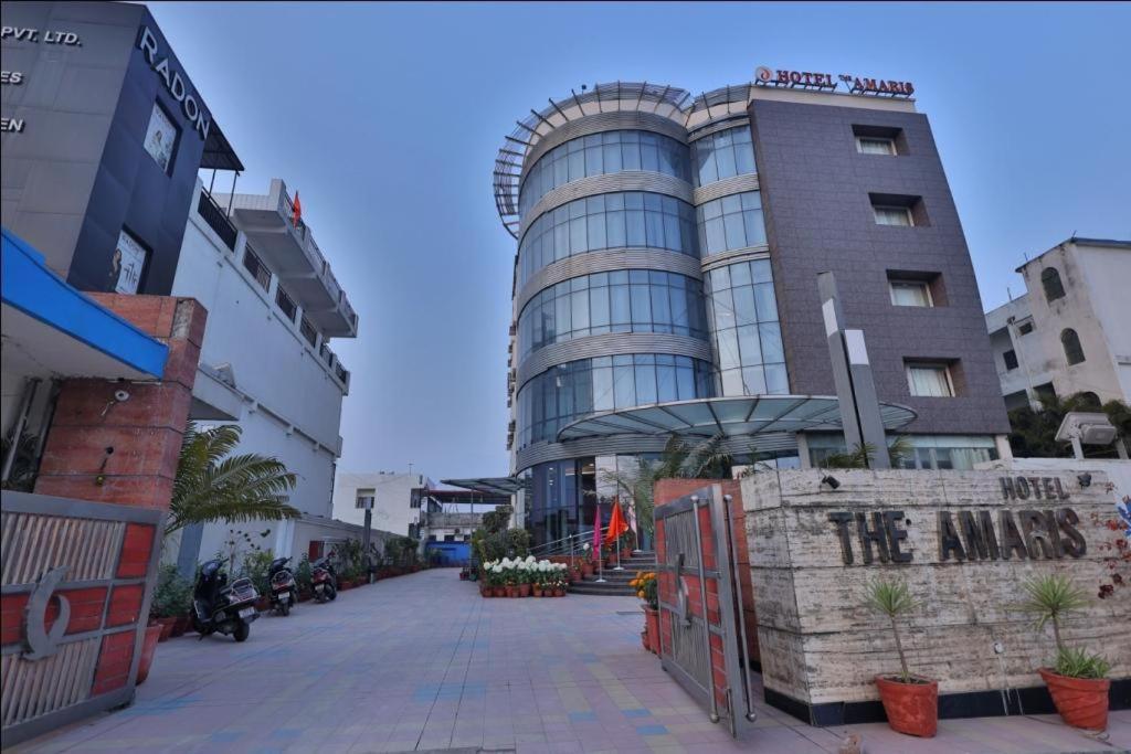 Hotel The Amaris Rishikesh Exterior photo