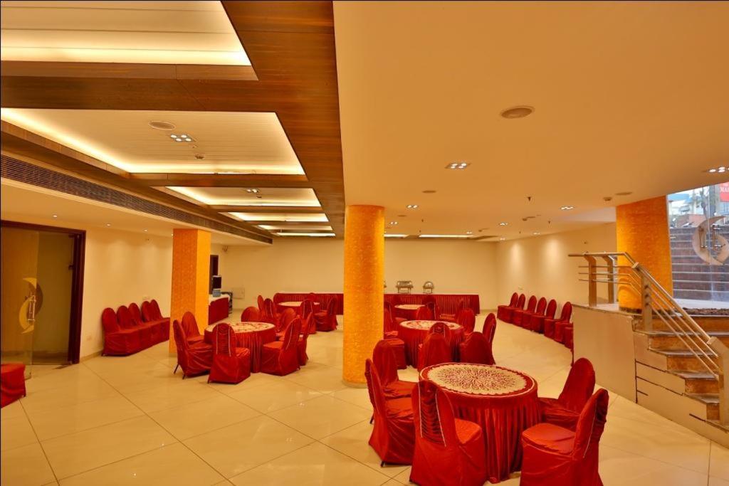 Hotel The Amaris Rishikesh Exterior photo