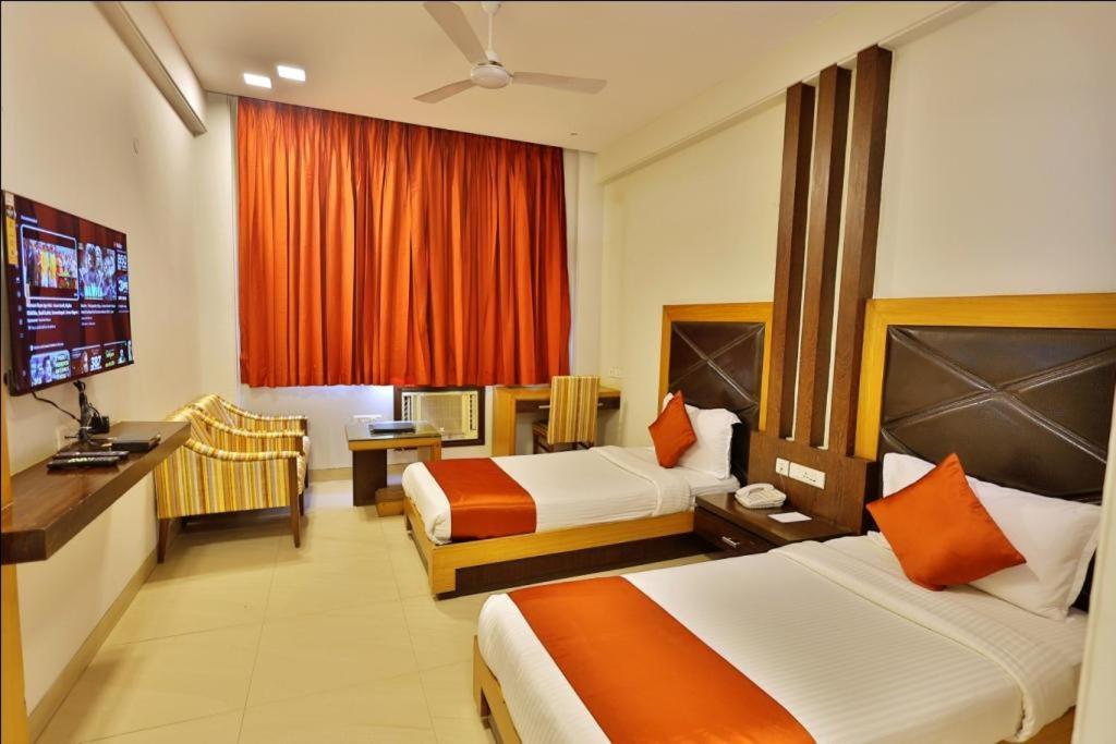 Hotel The Amaris Rishikesh Exterior photo