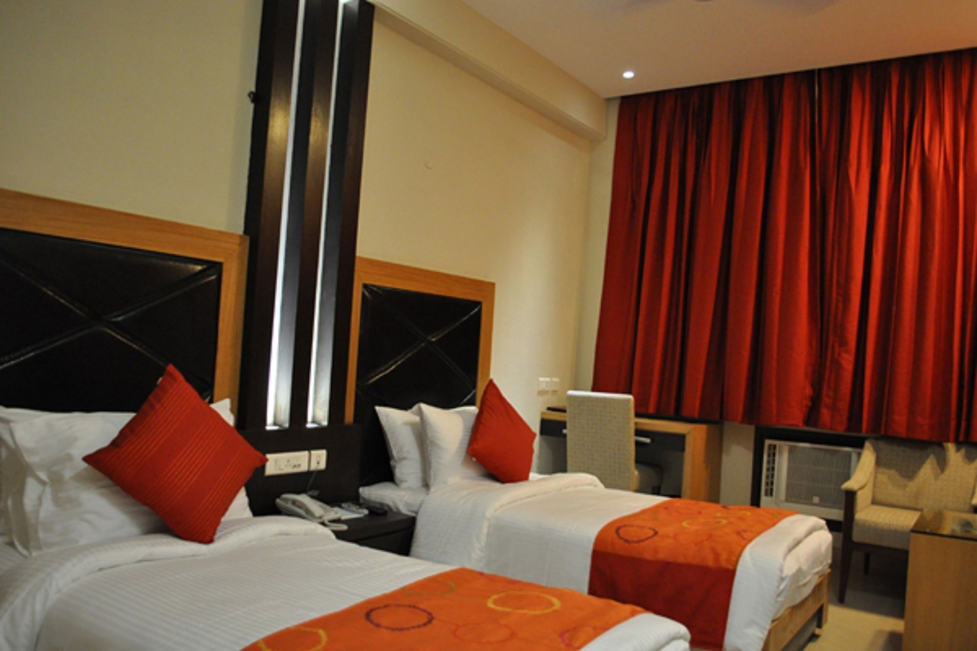 Hotel The Amaris Rishikesh Exterior photo