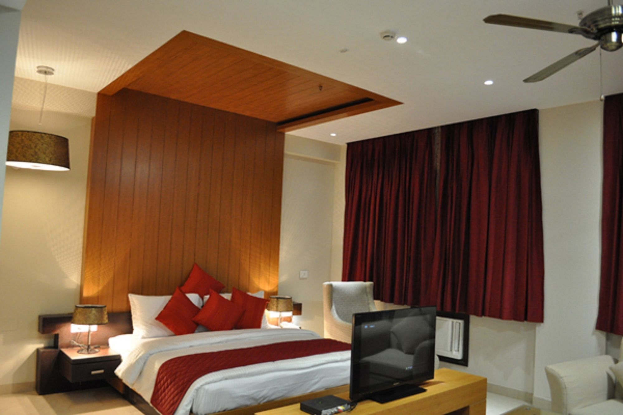 Hotel The Amaris Rishikesh Exterior photo